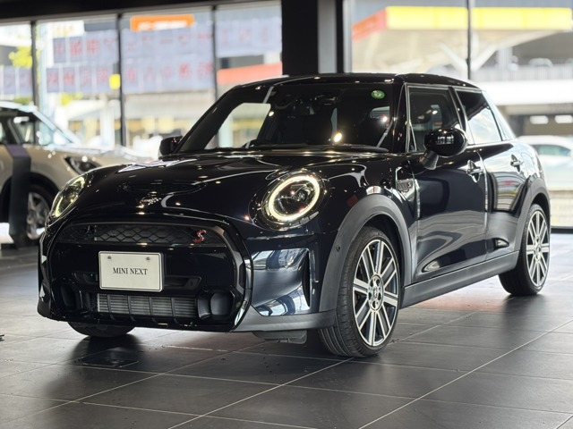 ミニ クーパー SD 5ドア プレミアムプラスパッケージ