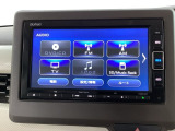 ナビゲーションはフルセグTV、インターナビ対応のGathers純正メモリーナビを搭載しています。Bluetoothオーディオ機能がありますので、スマートフォンなどの音楽も再生できます。
