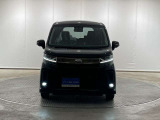 明るいLEDライトで、暗い夜道の運転も快適に。