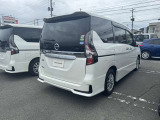 セレナ 2.0 ハイウェイスター V 4WD 