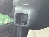 【アイサイトVer3】前方の車両等を検知し、衝突しそうな時は警報で注意を促し、ブレーキを踏む力をサポート。ブレーキを踏めなかった場合は衝突被害軽減ブレーキが作動、衝突回避をサポートします。
