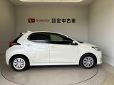 車両右側面からの写真になります。車をご覧になりたい時はお気軽に最寄りの店舗へご相談下さい。