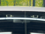 【アイサイトVer3】前方の車両等を検知し、衝突しそうな時は警報で注意を促し、ブレーキを踏む力をサポート。ブレーキを踏めなかった場合は衝突被害軽減ブレーキが作動、衝突回避をサポートします。