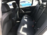 【エアバック】BMWのエアバックやその他の安全装備は、互いに補完しあう事で徹底した安全性を貫きます。万一の事故の際にそれぞれ最適な保護を提供してくれます!