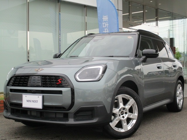 ミニカントリーマンS ALL4 DCT 4WD