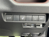 気になる車はすぐにお問い合わせください!画面右側の0066から始まる無料ダイヤルからお問い合わせ下さい!専門スタッフがお車のご質問にお答えいたします!