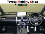 高級感を感じる運転席周りです。機能的なインパネはスイッチ類の操作性も良好!洗練されたスタイリッシュなデザインも好評です!