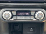 シートヒーター付きエアコンになります。空調は温度設定だけであとは自動で室内快適空間にしてくれます。
