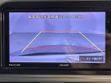 【バックモニター】後ろのカメラの映像をモニターに映し出すことができます!後方の見えない死角や、障害物との距離感をしっかり確認することができます!駐車が苦手な方におすすめです。