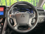 【純正革巻きステアリング】上質な革を使用することで、手にしっかり馴染みとても運転しやすいハンドルです♪