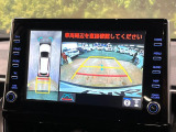 【パノラミックビューモニター】専用のカメラにより、上から見下ろしたような視点で360度クルマの周囲を確認することができます☆死角部分も確認しやすく、狭い場所での切り返しや駐車もスムーズに行えます。