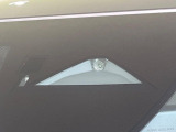 【スマートブレーキサポート】走行中に前方の車両等を認識し、衝突しそうな時は警報とブレーキで衝突回避と被害軽減をアシスト。より安全にドライブをお楽しみいただけます。