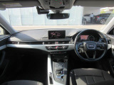運転に必要な情報をメーター内に集約し、ドライバーの安全で快適な運転に寄与するアウディバーチャルコックピット。