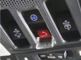 新世代コネクテッド技術「Honda CONNECT」搭載。緊急時にオペレーターのサポートを受けることも可能です。