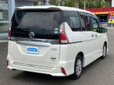 セレナ 2.0 ハイウェイスター Vセレクション 4WD 