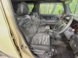 運転席シート廻りは使用感も少なく、良好な状態となっています。丁寧に使われていたことがよくわかりますね。