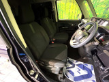 運転席シート廻りは使用感も少なく、良好な状態となっています。丁寧に使われていたことがよくわかりますね。
