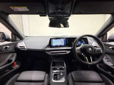 ☆センターパネルを運転席側に僅かに傾けたBMW独特のインパネ☆【駆け抜ける歓び】はここからもスタートしております☆