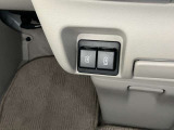 電源用としてUSBポートが付いてます。スマートフォンやタブレット端末の充電に使用して下さい。