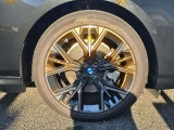 右前フロント 225/45R18