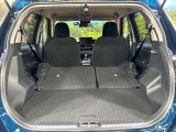 普段のお買い物や通勤、送迎等に十分な荷室スペースを確保しております。セカンドシートを倒すと、大きな荷物の積載も可能です♪