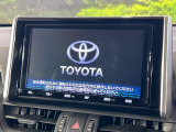 【純正9インチナビ】人気の純正ナビを装備しております。ナビの使いやすさはもちろん、オーディオ機能も充実!キャンプや旅行はもちろん、通勤や買い物など普段のドライブも楽しくなるはず♪