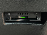 【ETC】高速道路の料金所をストレスなく通過!話題のスポットやサービスエリアに多い「スマートIC」利用時は必須のアイテムです。当店でセットアップを実施、ご納車当日からすぐにご利用いただけます!