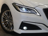 【LEDヘッドライト】スタイリッシュな見た目のLEDヘッドライトを装備♪スタイルだけでなく、夜間の走行も視界良好で安心してお乗りいただけます。