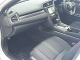 みなさまのお車選びのお手伝いをさせてください!スタッフ一同心よりご来店、お問い合わせをお待ちしております!