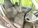 運転席シート廻りは使用感も少なく、良好な状態となっています。丁寧に使われていたことがよくわかりますね。