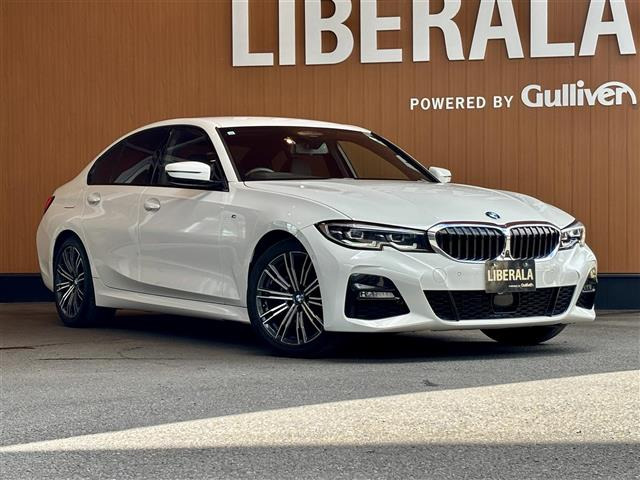3シリーズセダン 320d Mスポーツ 4WD 本革シート