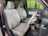 運転席シート廻りは使用感も少なく、良好な状態となっています。丁寧に使われていたことがよくわかりますね。