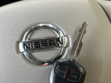 【キーレス】少し離れた場所からでもボタン一つでドアの開錠・施錠ができるのでとっても便利!ドアの鍵穴周りに傷をつけることもありません♪