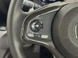 【ステアリングスイッチ】ナビやオーディオなどの操作の際、ハンドルや前方から手や目線を離さないで操作が可能。