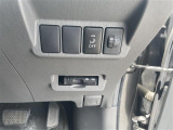 気になる車はすぐにお問い合わせください!画面右側の0066から始まる無料ダイヤルからお問い合わせ下さい!専門スタッフがお車のご質問にお答えいたします!