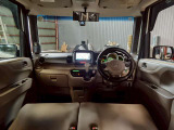 スタッフ一人で出入りが多く、ご質問やご購入のお客様は、スタッフ直通:080-8042-4747までご連絡下さい