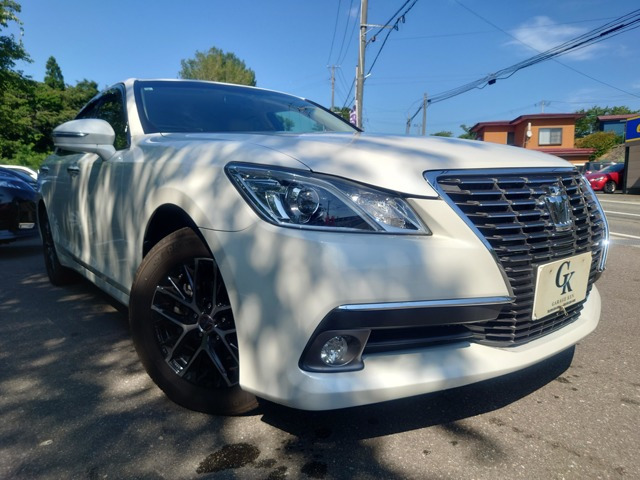 クラウン 2.5 ロイヤルサルーン i-Four 4WD 
