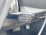 【レーダークルーズコントロール】高速道路での長距離走行が楽に!!自動で速度を保つクルーズコントロールが、衝突軽減システムと連携し、前方の車両を感知して車間を保つように速度調節してくれます!!