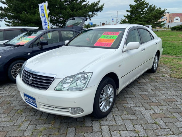 クラウン 3.0 ロイヤルサルーン i-Four 4WD 