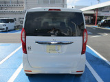 こちらはバックモニターも付いているので、駐車や細い路地の後退にも安心です!