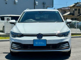 アフターサービスは全国のVolkswagen正規ディーラーで対応。遠方のお客様も安心してご購入いただけるよう、丁寧にサポートいたします。