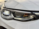 LEDマトリックスヘッドライト「IQ.LIGHT」最適な配光を可能にした最新のヘッドライトシステムです。