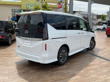 セレナ 2.0 ハイウェイスター V 4WD 