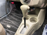 【フロアCVT】無段階変速機能でスムーズな走行をお楽しみいただけます♪エンジンパワーを無駄なく車輪に伝えるから低燃費にも貢献!