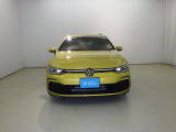 VWは小さな車も、大きな車も、平等です。クラスによって品質や安全性に差を付けない。ボディ剛性と精度、重厚なドアの音はどの車種も共通です。是非一度体感してみて下さい。