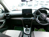 操作しやすい運転席周りです!!