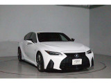納車前に法定点検を行います。消耗品のチェック、交換。オイル、オイルフィルター、ワイパーゴム、ブレーキオイル、は必ず交換します。点検項目、交換部品は納車時説明し、チェックシートをお渡しします。