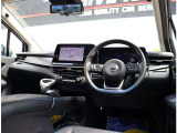 『1台』のお車に対して、こだわって仕入れを行っております。オプション装備装着車となります!