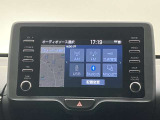 ブルートゥースに接続することにより、スマホに入ったお気に入りの音楽を車内で楽しむことができます♪あると本当に便利な機能になっています!