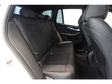 リアシートも広々とご利用頂けます。お車詳細や展示状況はフリーダイヤル(0078-6002-498412)またはBPS城東鶴見06-6933-6600迄お気軽にお問合せ下さい。